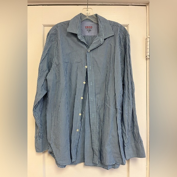 IZOD Men's Shirt M Blue STRIPED 100% Cotton Long Sleeve Button Down - Picture 1 of 5